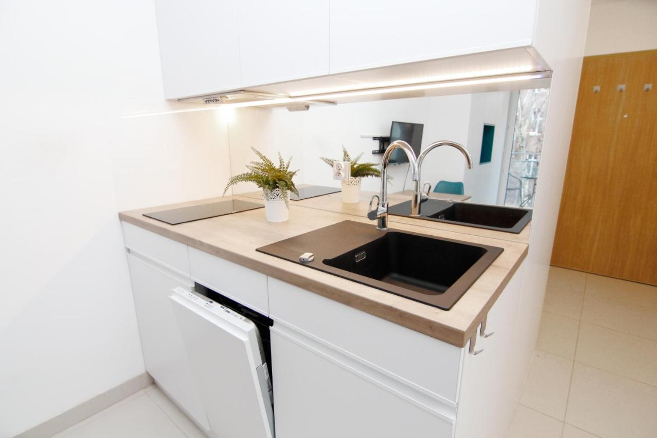 ורוצלב Blue River - Pulaskiego A - Private Apartment מראה חיצוני תמונה
